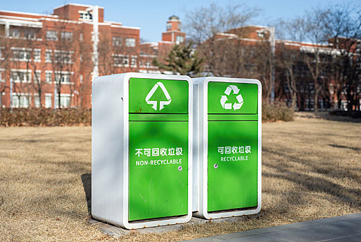 桐廬住家保姆多少錢工資？揭秘桐廬住家保姆的薪資行情及選擇技巧