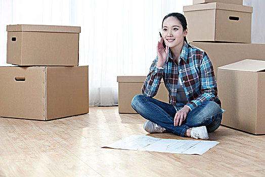女傭多少錢一個月？揭秘家庭助理服務的價格與價值