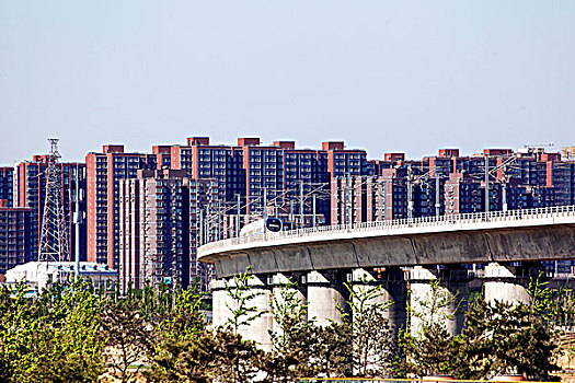做家政打個廣告多少錢？揭示家政行業廣告投放的真正成本與價值