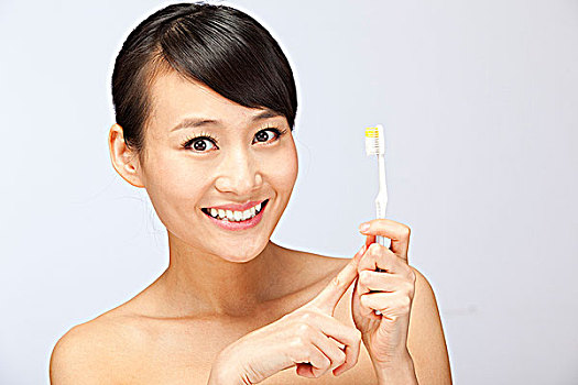 菏澤找個保姆多少錢？如何找到性價比高的保姆服務？