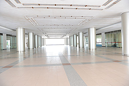 風(fēng)平浪靜電影票房成就：市場大潮中的震撼力量