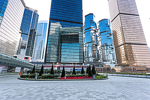 泉州市找家政保姆多少錢？了解泉州家政服務(wù)市場，助你找到滿意的保姆