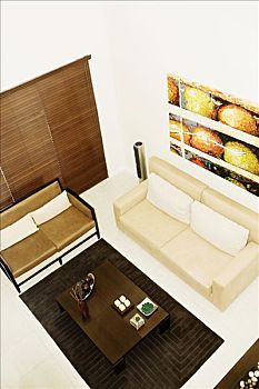 青浦私家月嫂多少錢？揭秘高品質(zhì)月嫂服務(wù)的價(jià)值與選擇