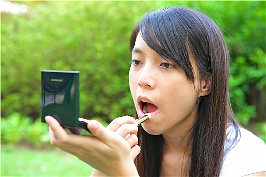 淮安保姆多少錢一個月？了解真實費用，選對合適的保姆，守護您和家人的幸福