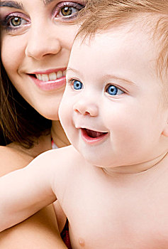 學催乳師需要多少錢？揭秘催乳師培訓費用及發展前景