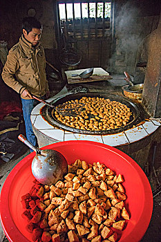 貴陽住家保姆工資多少？揭秘背后的行業(yè)趨勢與薪酬標(biāo)準(zhǔn)