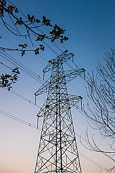 《急先鋒電影虧損揭秘：背后的原因與深度分析》