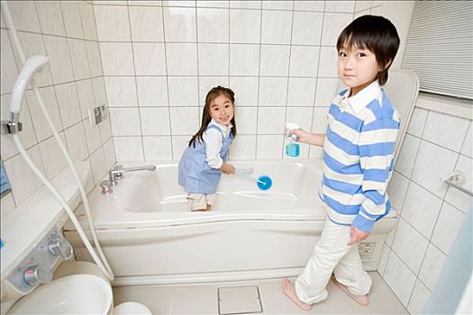 青島個住家保姆多少錢？揭秘住家保姆服務(wù)的真實費用