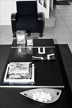 天津的保姆多少錢(qián)？全面解析天津保姆服務(wù)價(jià)格及選擇指南