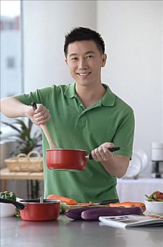 家政服務多少錢一個月？選擇家政服務的性價比與優惠策略