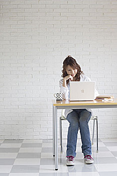 赤狐書生多少時間：探索這款跨越時空的幻想游戲