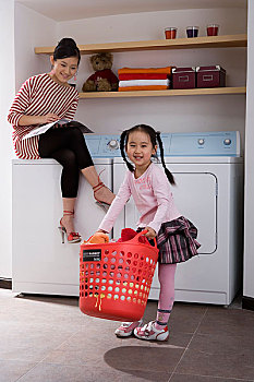 保姆費價格是多少？如何選擇合適的保姆服務？