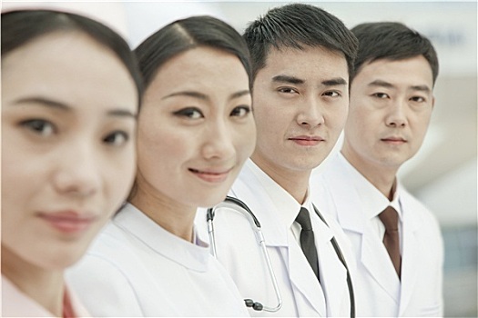 清理冰箱多少錢(qián)？讓我們幫你省時(shí)又省力！