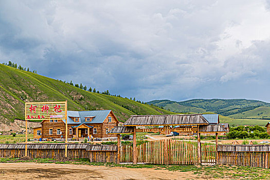 住家保姆工資多少？如何選擇適合的住家保姆？