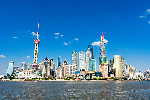 去深圳做保姆能掙多少錢？揭開高薪背后的秘密