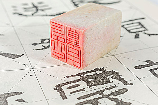 福州保姆帶孩子多少錢？揭秘福州托育行業(yè)的真實價格