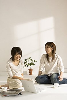 合肥育兒嫂多少錢(qián)一月？了解育兒嫂市場(chǎng)，讓您選得放心！