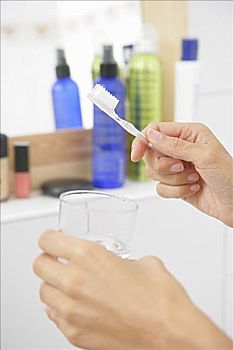 月嫂培訓培訓月嫂多少錢？讓您投資未來，成就幸福家庭