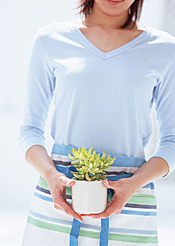 廈門搬家多少錢？一站式服務(wù)為你解答搬家成本