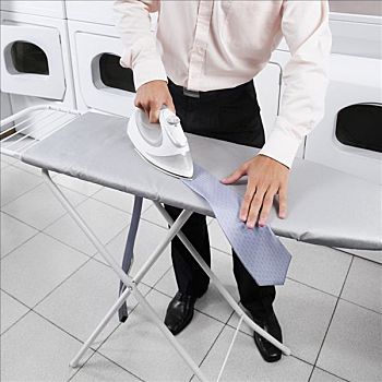 周浦保姆多少錢？選擇合適的保姆服務(wù)，讓生活更輕松