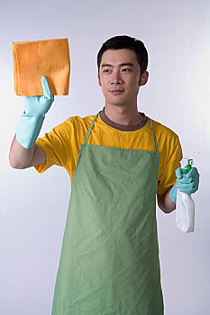 家政每小時多少錢？了解家政服務的價格與價值