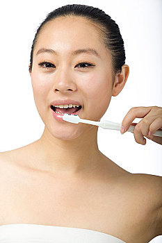 洛陽新區保姆多少錢一月？帶你了解不同保姆服務價格