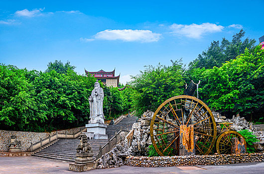 學(xué)家政多少時(shí)間，助你快速掌握實(shí)用技能