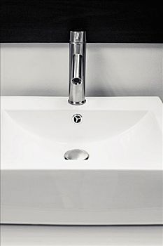 沈陽學催乳師多少錢？你不可不知的投資回報！