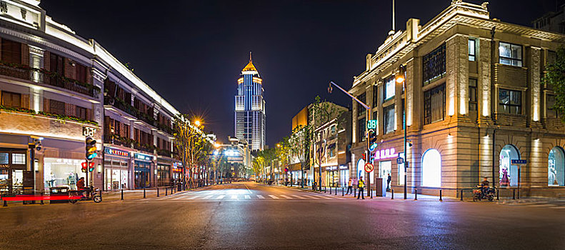 章丘月嫂工資多少錢？揭秘月嫂行業的薪資趨勢與前景