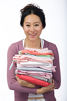 青島保姆每小時多少錢？揭秘青島家政服務價格的秘密