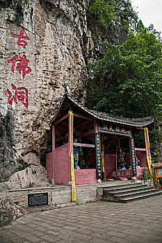 瀘州育嬰師多少錢一月？揭秘薪資行情與就業前景