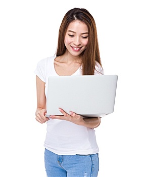 銅陵市請(qǐng)個(gè)育嬰師多少錢？你需要了解的費(fèi)用與服務(wù)詳情