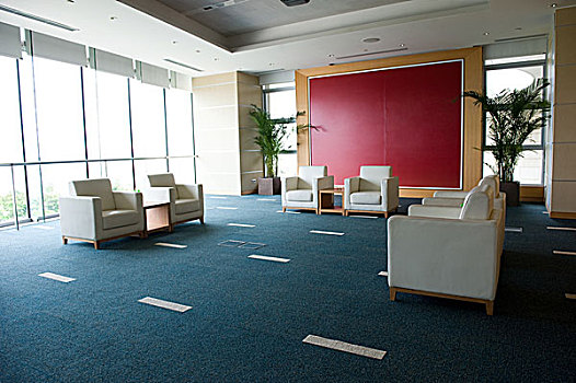 上海住家保姆月薪多少錢？揭示薪資背后的市場趨勢