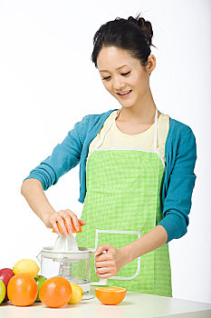 保姆工資多少一個(gè)月？揭秘家庭服務(wù)行業(yè)的薪資趨勢