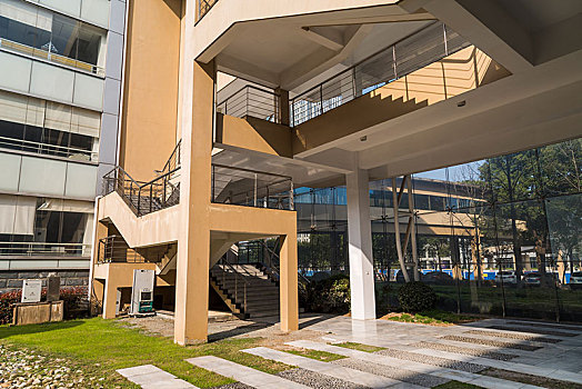 福建福州保姆價格多少錢？揭秘福州保姆市場背后的秘密