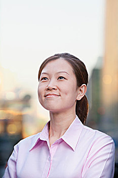 天津請(qǐng)保姆做飯多少錢？讓我們?yōu)槟憬议_真實(shí)的價(jià)格背后