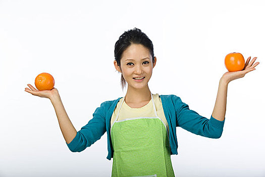 深圳請做飯保姆多少錢？揭秘深圳家庭服務行業的最新趨勢
