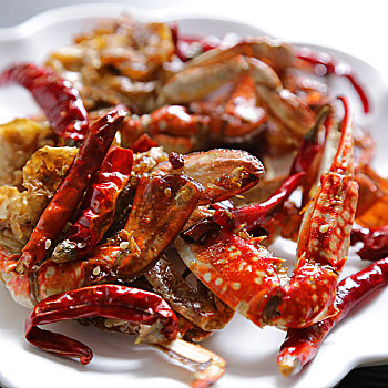 保姆與護(hù)工價(jià)錢相差多少？選擇合適服務(wù)，了解差異很重要！