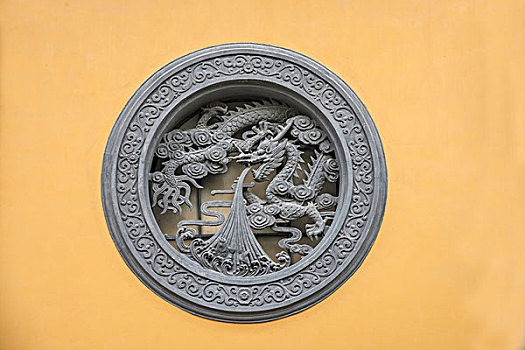 在成都保潔多少錢一個(gè)？了解成都保潔行業(yè)的價(jià)格趨勢(shì)與服務(wù)內(nèi)容