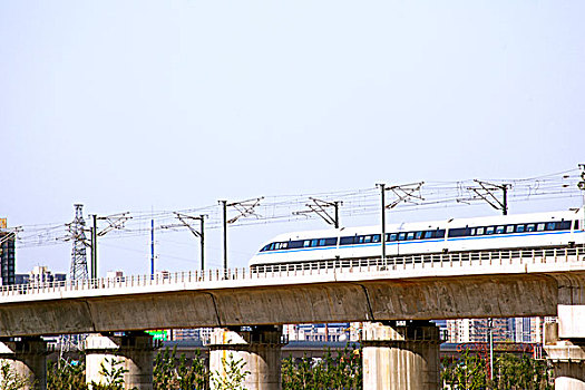 北京保潔服務(wù)費(fèi)用揭秘——1小時(shí)多少錢，怎樣選擇靠譜清潔公司？
