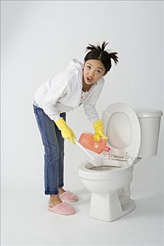 北京全職保姆工資大揭秘：你知道嗎？他們背后隱藏著什么？