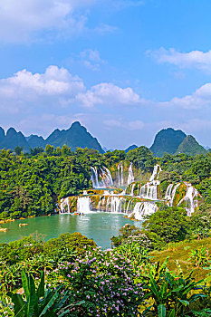 成都帶老人保姆多少錢？給你最詳細的價格揭秘！