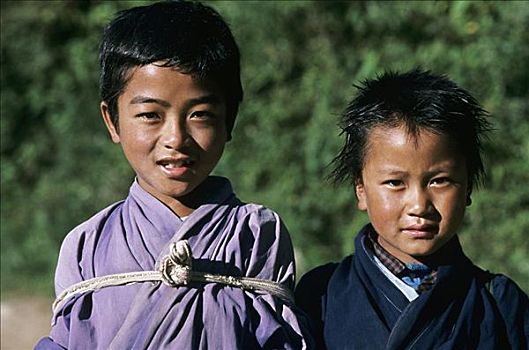 上海請保姆多少錢？揭秘家庭雇傭保姆的真實費用！