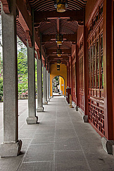 嗨團(tuán)團(tuán)購聯(lián)創(chuàng)業(yè)績多少？探索嗨團(tuán)團(tuán)購如何引領(lǐng)創(chuàng)業(yè)新潮流