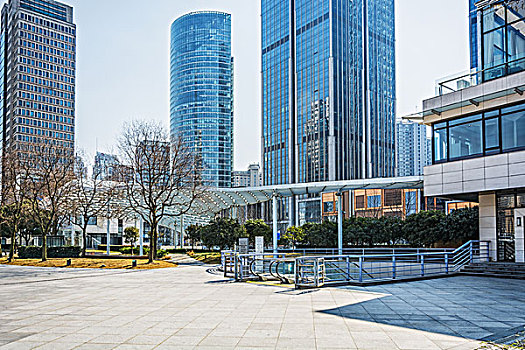 桐廬保姆工資多少？2025年最新市場行情全解析