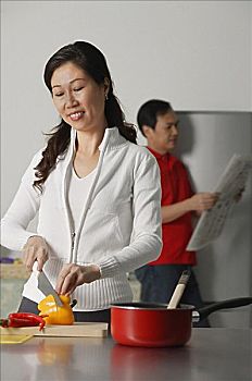 選擇鐘點工服務，如何合理預算鐘點工價格？