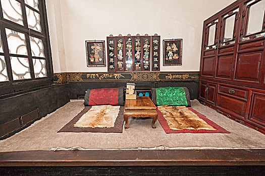 南京月嫂價(jià)格多少錢(qián)？讓你輕松了解高品質(zhì)月嫂服務(wù)的費(fèi)用