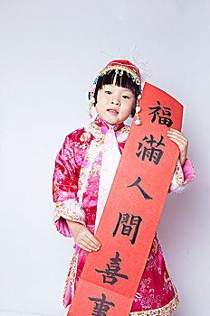《你好，李煥英時(shí)長是多少？一場(chǎng)跨越時(shí)空的溫情之旅》