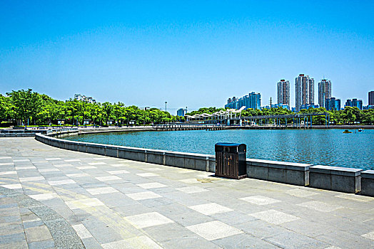 上海青浦保姆服務費用大揭秘，找對保姆，幸福生活觸手可得