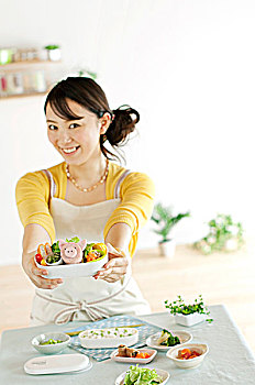 3小時(shí)鐘點(diǎn)保姆多少錢？解密鐘點(diǎn)保姆服務(wù)的價(jià)值與價(jià)格